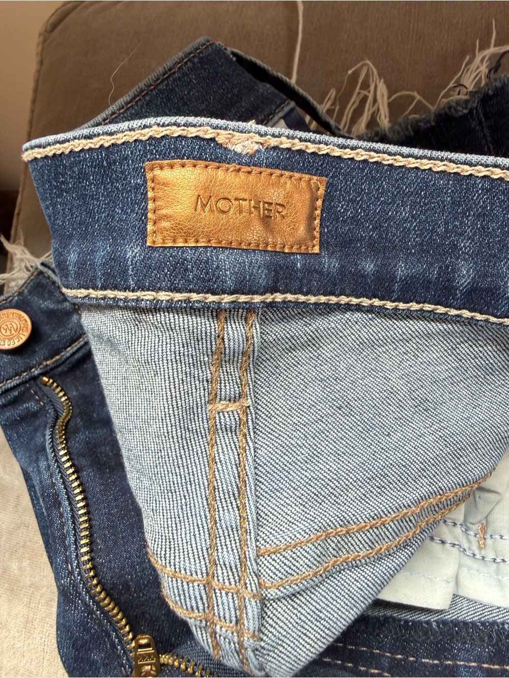 MOTHER Blue Wide-Leg Frayed Hem Jeans weekender fray 26 - Picture 3 of 5